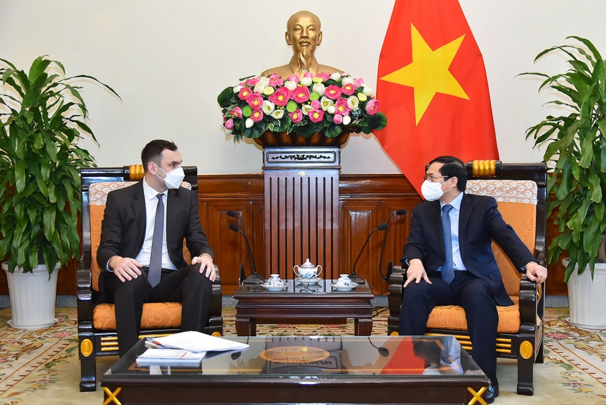 Poland asked to provide support and temporary shelter for Vietnamese citizens